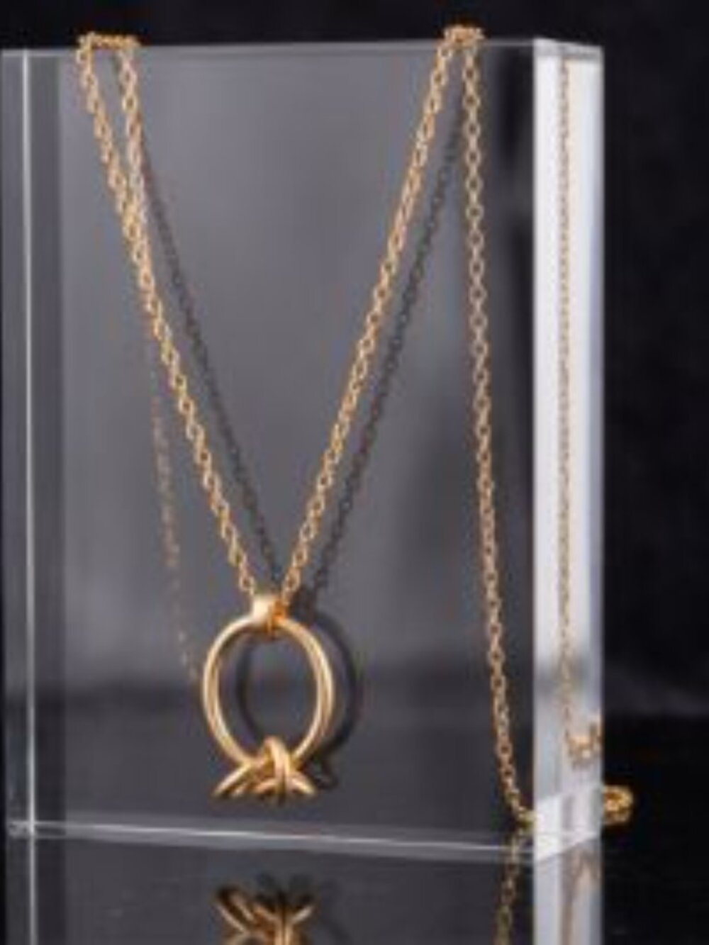 Banana republic Nautical Knot Gold Pendant Necklace NWT 59.50